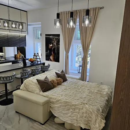 Apartman Castle *